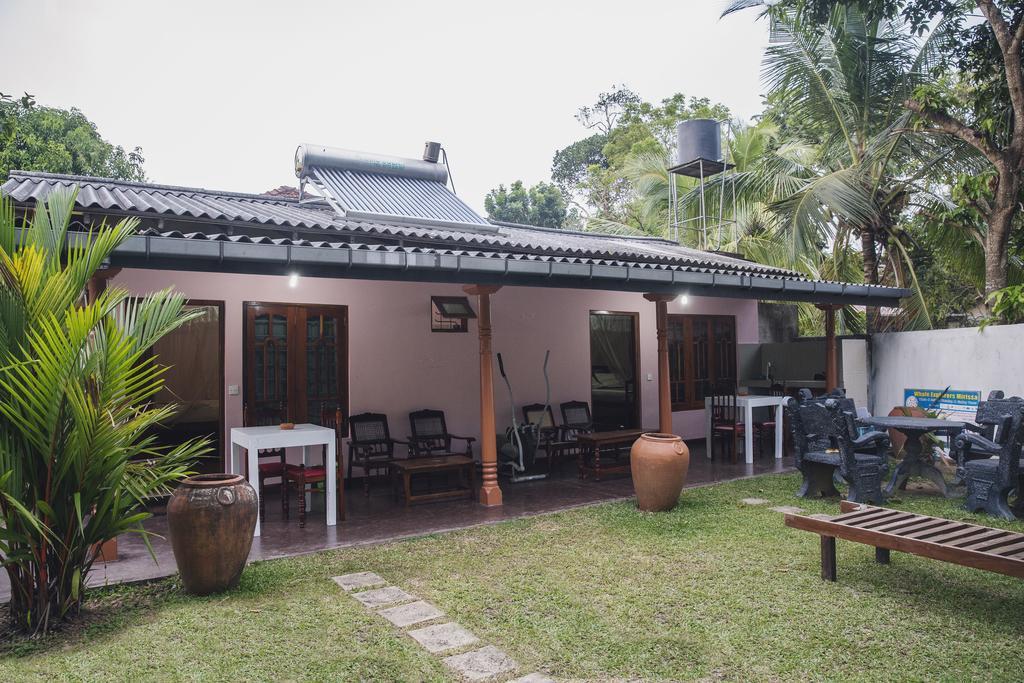 Sandu Guest Mirissa Exterior foto